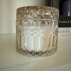 New Leoben company luxury glass candle amber saffron